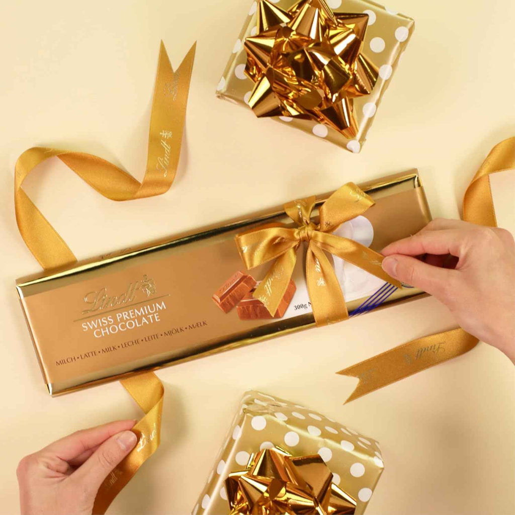 Lindt Gold Tab Chocolate with Hazelnut 300 gm Pack